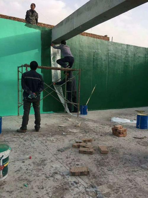 南阳针对老旧车间地面普遍存在的起砂、裂缝问题